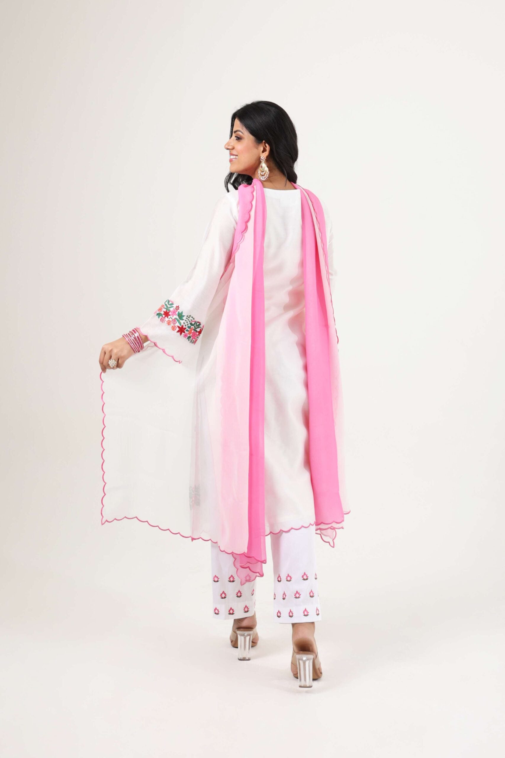 Pink paradise image 3