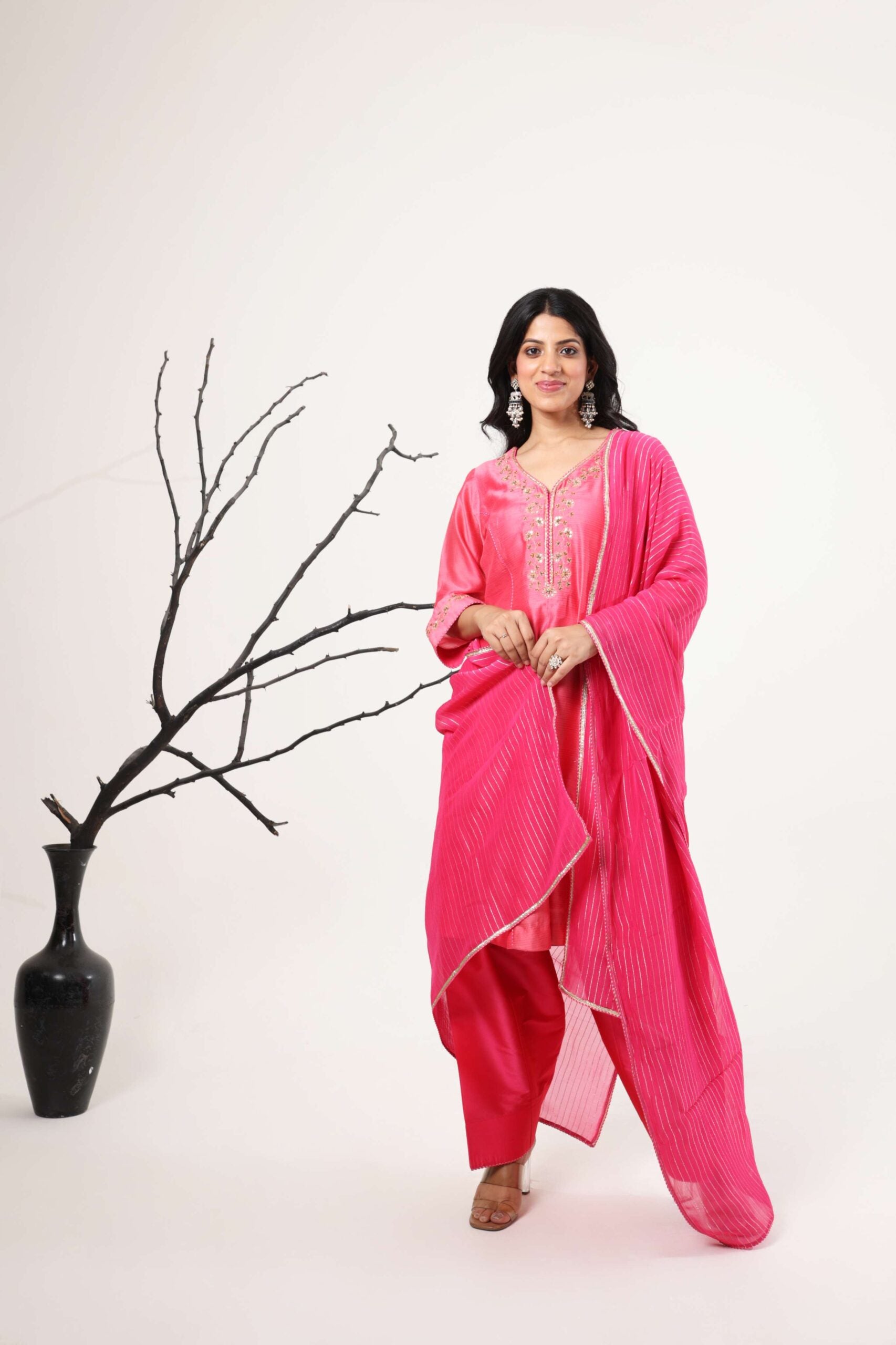 Falak in fuschia image 0